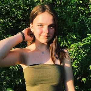 Meet your Posher, Lexi